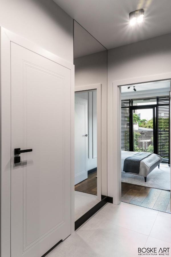 Stylowy Apartament W Centrum Poznania Ngoại thất bức ảnh